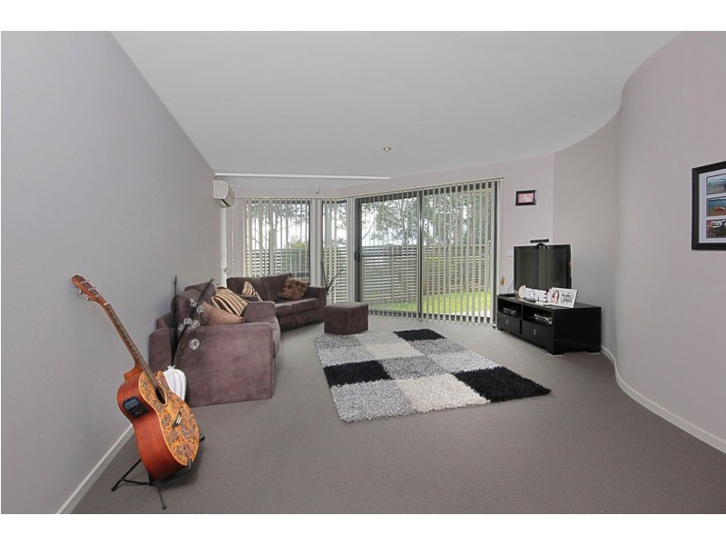 8/5 Crag Road, Batehaven NSW 2536
