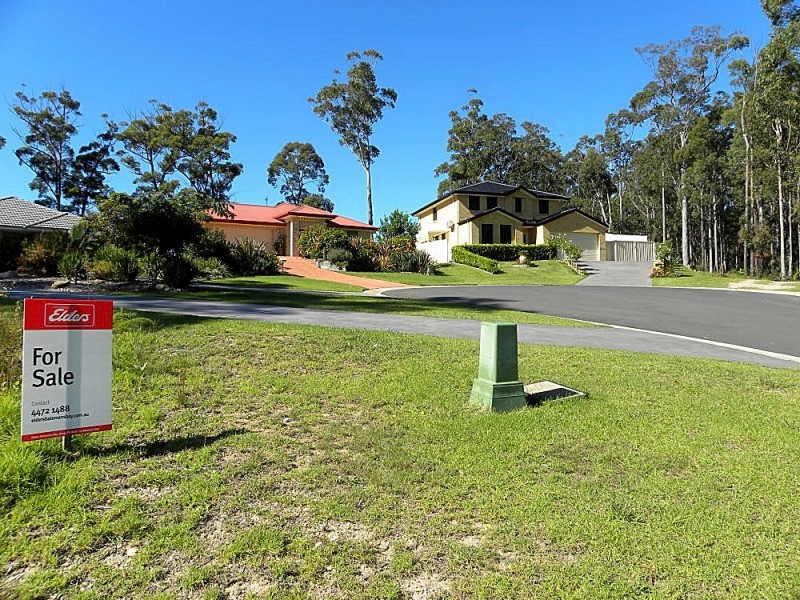 7 Mawson Place, Sunshine Bay NSW 2536