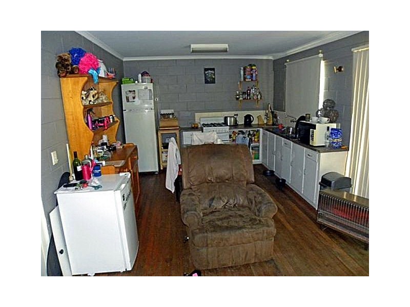 1 and 2/ 42 Edward Road, Batehaven NSW 2536