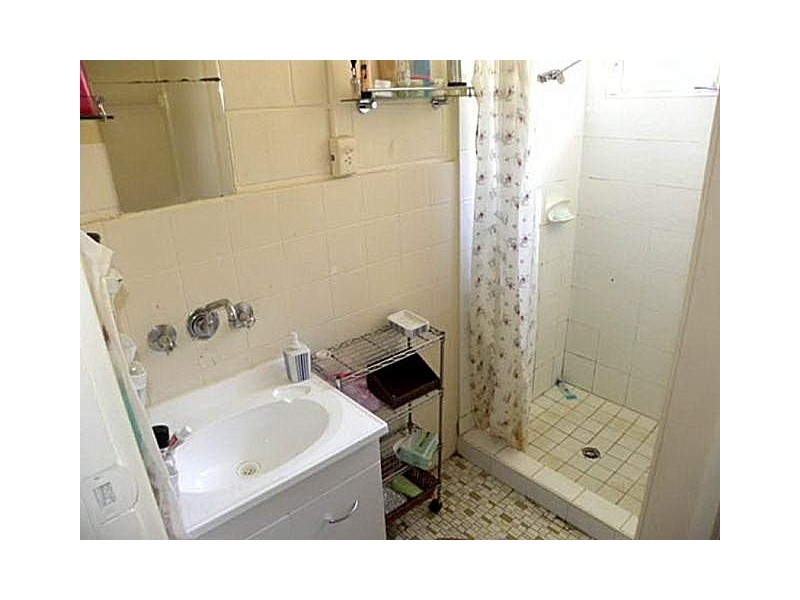 1 and 2/ 42 Edward Road, Batehaven NSW 2536