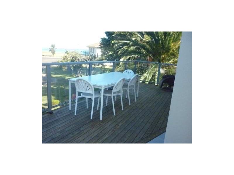 6b Balangay Close, Long Beach NSW 2536