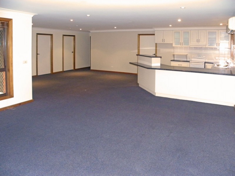 41 Vista Avenue, Catalina NSW 2536