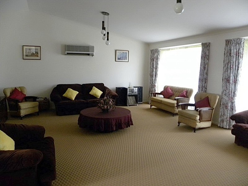42 Dell Parade, Moruya Heads NSW 2537