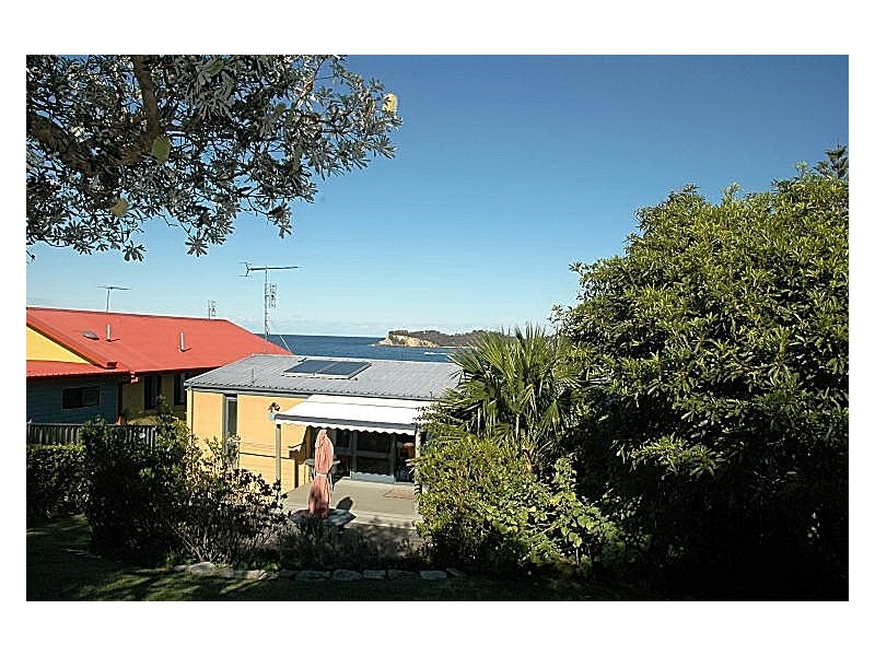 22 Tallawang Avenue, Malua Bay NSW 2536