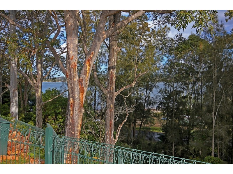 34 Peninsula Drive, North Batemans Bay NSW 2536