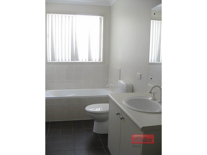 34 Wattlebird Way, Malua Bay NSW 2536