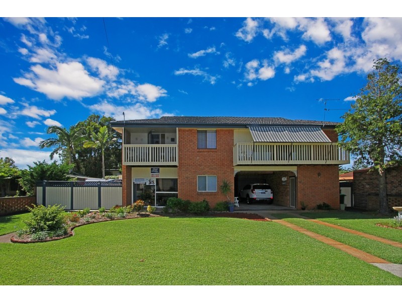 12 Wallaringa Street, Surfside NSW 2536