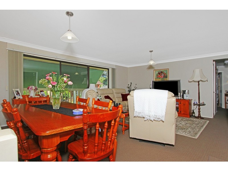 12 Wallaringa Street, Surfside NSW 2536