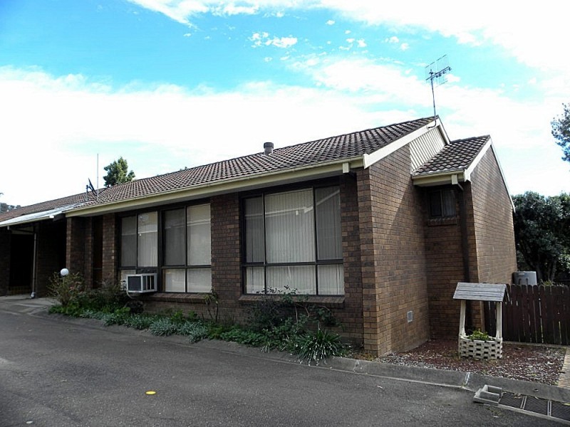 4/4 Eric Fenning Drive, Surf Beach NSW 2536