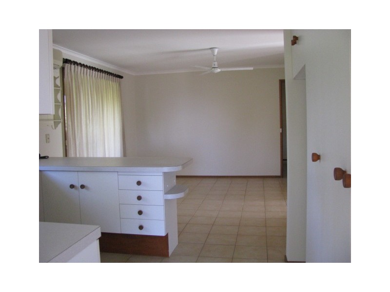 1 Parker Avenue, Surf Beach NSW 2536