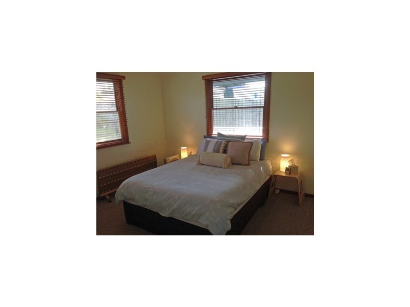 33 Euroka Avenue, Malua Bay NSW 2536