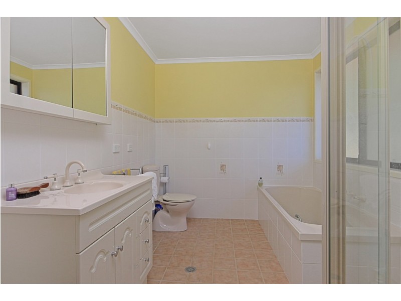 13 Rosemary Close, Malua Bay NSW 2536