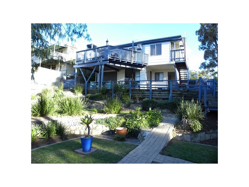 70 Berrima Parade, Surfside NSW 2536