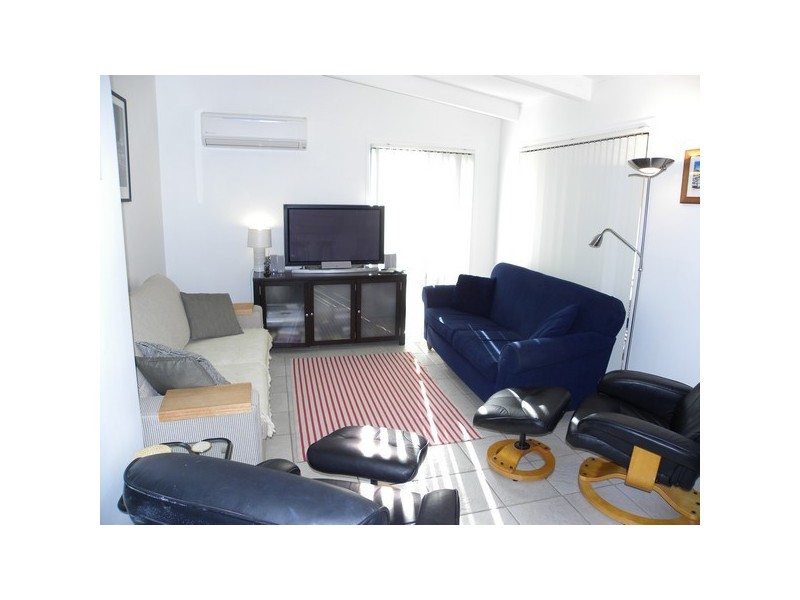 70 Berrima Parade, Surfside NSW 2536