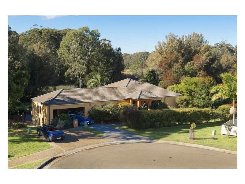 5 Beatrice Place, Long Beach NSW 2536