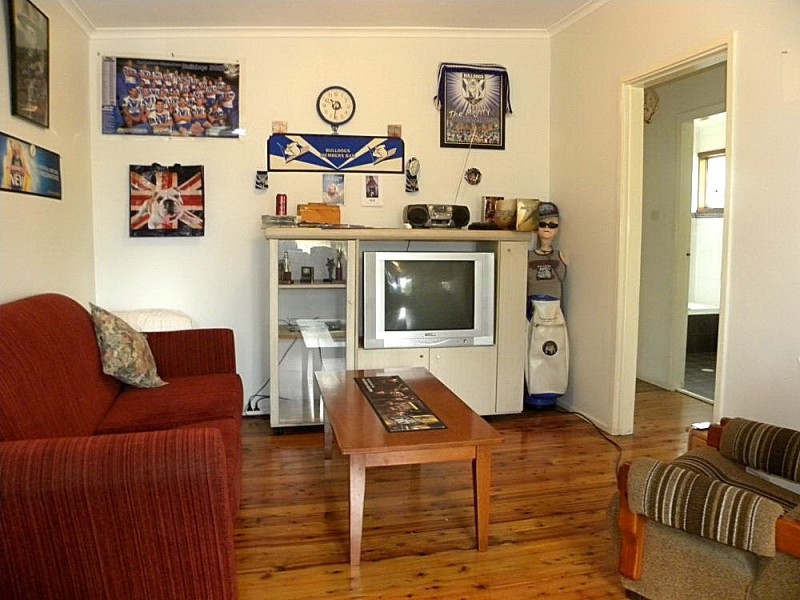 22 Berrima Parade, Surfside NSW 2536