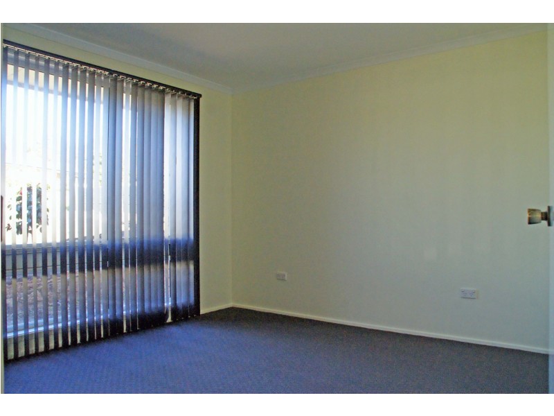 5 Caley Place, Sunshine Bay NSW 2536