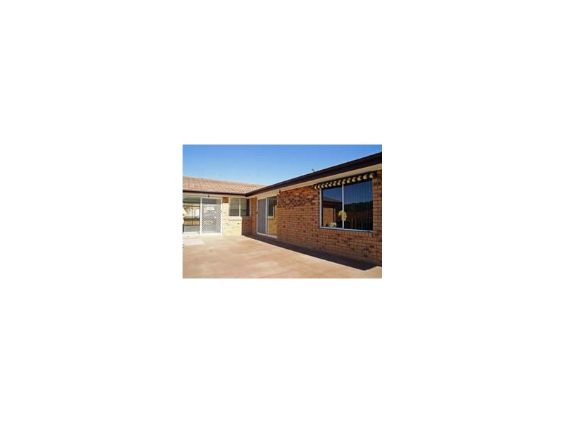 5 Caley Place, Sunshine Bay NSW 2536