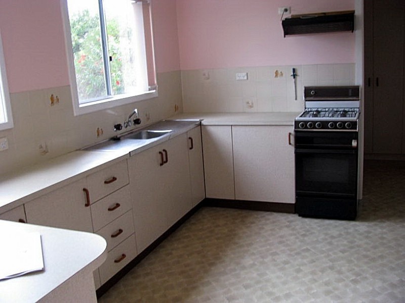 26 Matthew Parade, Batehaven NSW 2536