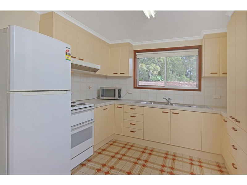 23 Explorers Way, Surf Beach NSW 2536