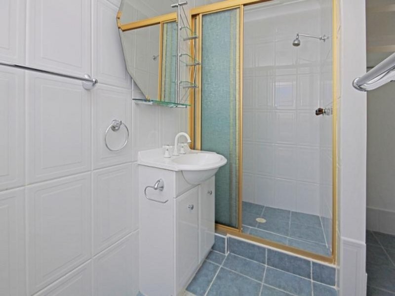 9/11 Beechwood Court, Sunshine Bay NSW 2536