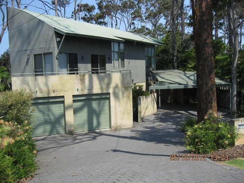 2/27 Bronte Crescent, Sunshine Bay NSW 2536