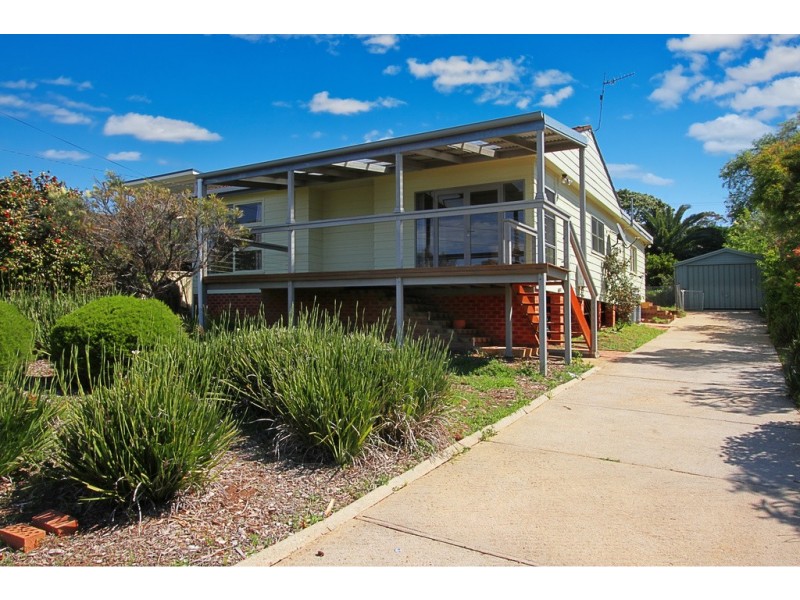 40 Calton Road, Batehaven NSW 2536