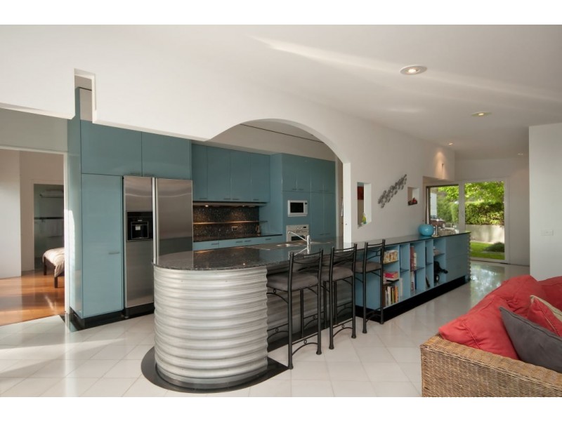 21 Highlands Avenue, Surf Beach NSW 2536