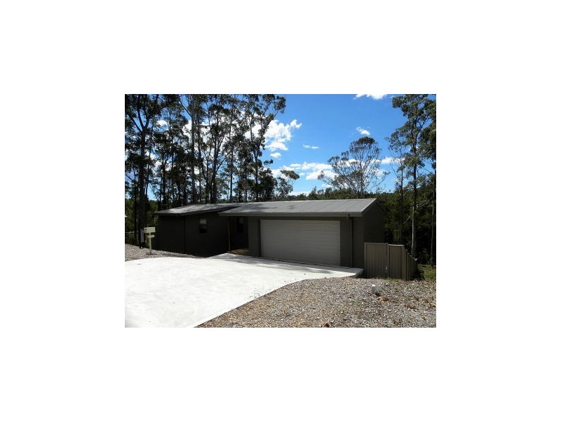 19 Oakwood Way, Catalina NSW 2536