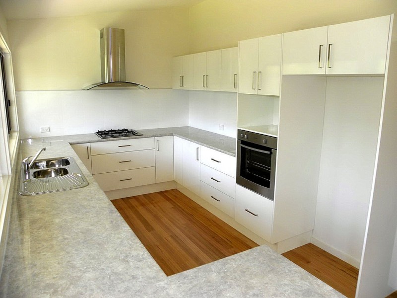 19 Oakwood Way, Catalina NSW 2536