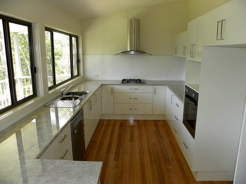 19 Oakwood Way, Catalina NSW 2536