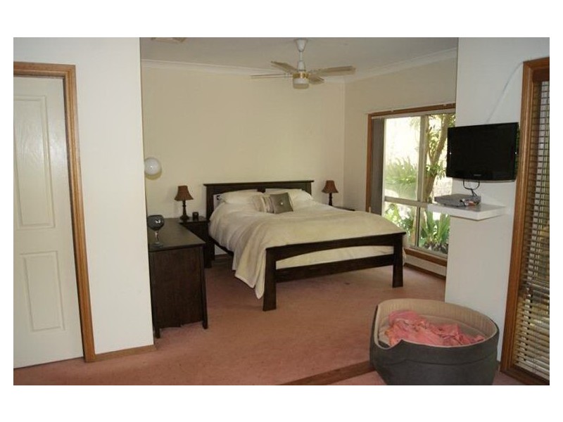 686 The Ridge Road, Surf Beach NSW 2536
