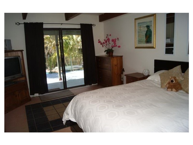 686 The Ridge Road, Surf Beach NSW 2536