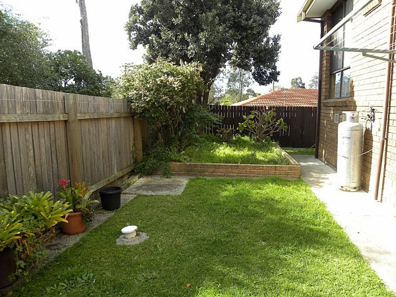 4/4 Eric Fenning Drive, Surf Beach NSW 2536