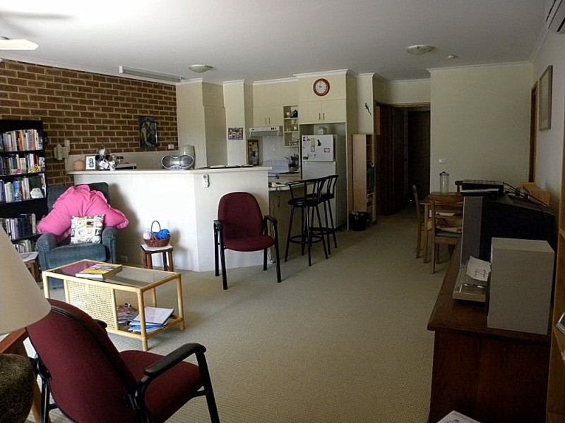 2/50 Orient Street, Batemans Bay NSW 2536