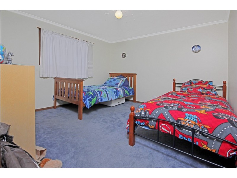 7 Connells Close, Mossy Point NSW 2537