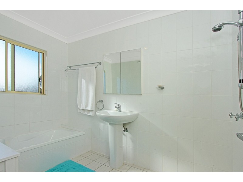 7 Osprey Place, Surfside NSW 2536