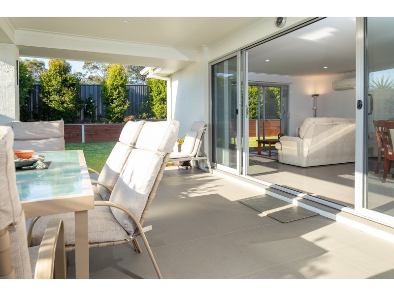 50 Courtenay Crescent, Long Beach NSW 2536