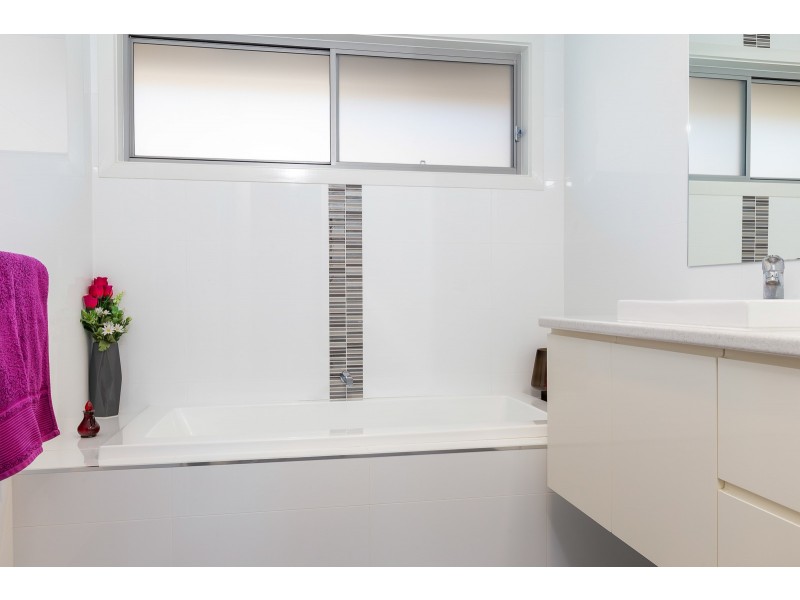 50 Courtenay Crescent, Long Beach NSW 2536