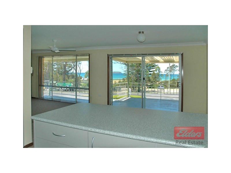4/662 Beach Road, Surf Beach NSW 2536