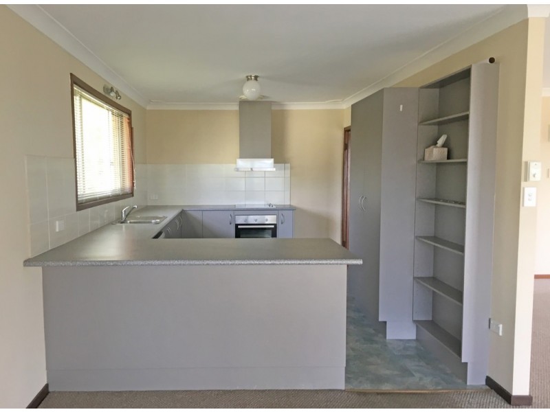 4/662 Beach Road, Surf Beach NSW 2536