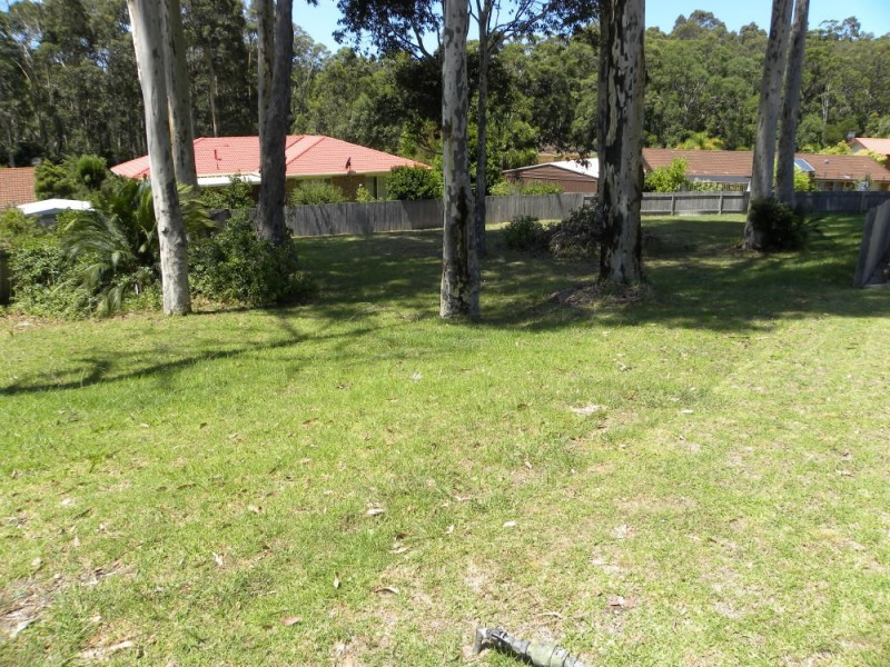 5 Giles Place, Sunshine Bay NSW 2536