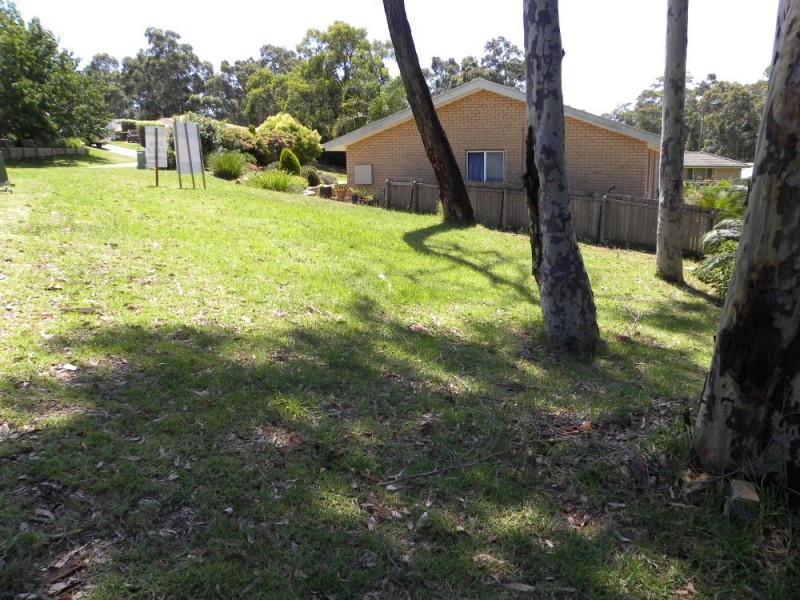5 Giles Place, Sunshine Bay NSW 2536