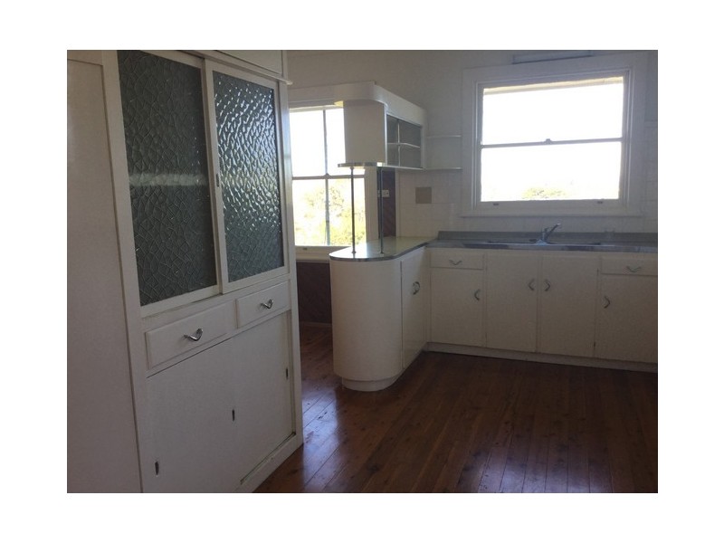 25 Bavarde Avenue, Batemans Bay NSW 2536