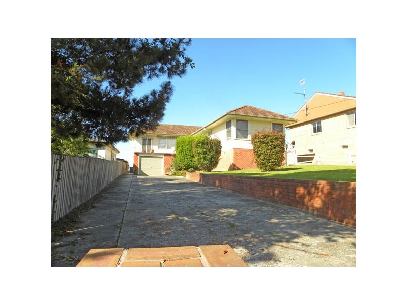 25 Bavarde Avenue, Batemans Bay NSW 2536