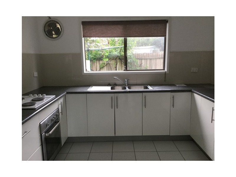 1/4 Cook Avenue, Surf Beach NSW 2536