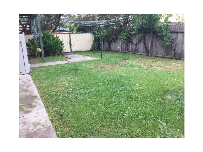 1/4 Cook Avenue, Surf Beach NSW 2536