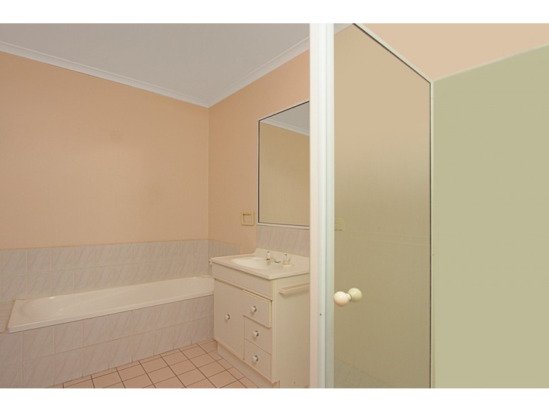 6 Hume Court, Sunshine Bay NSW 2536