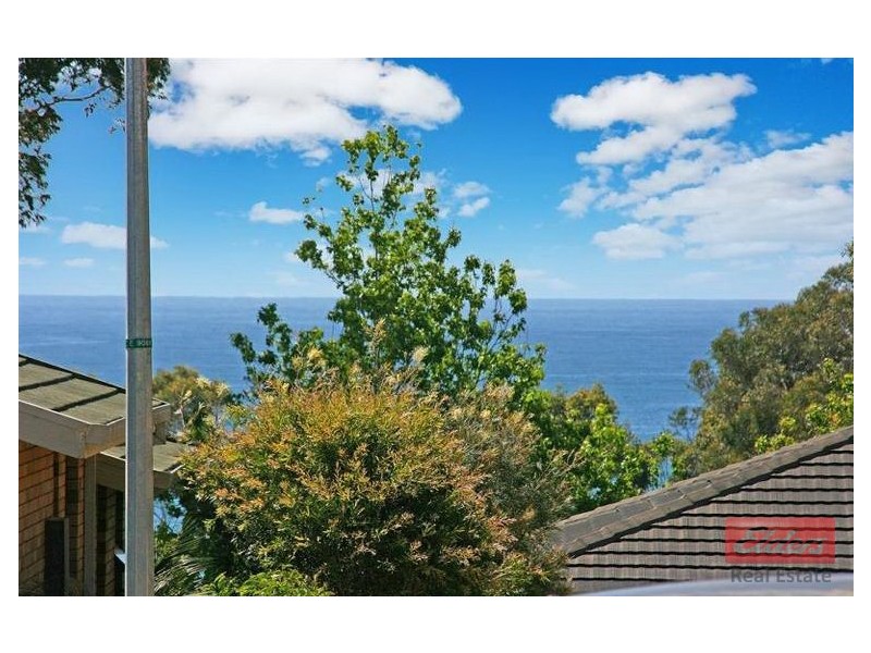 8 Wills Crescent, Sunshine Bay NSW 2536