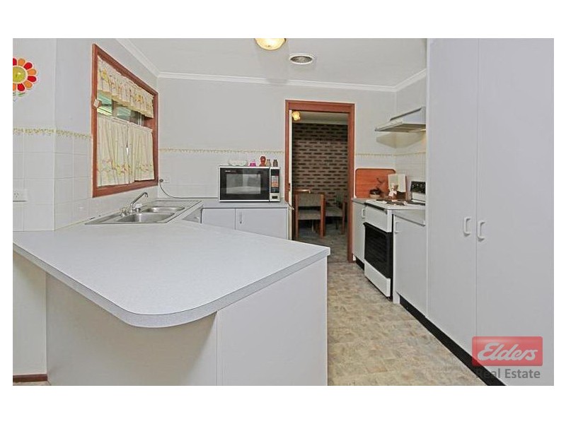 8 Wills Crescent, Sunshine Bay NSW 2536